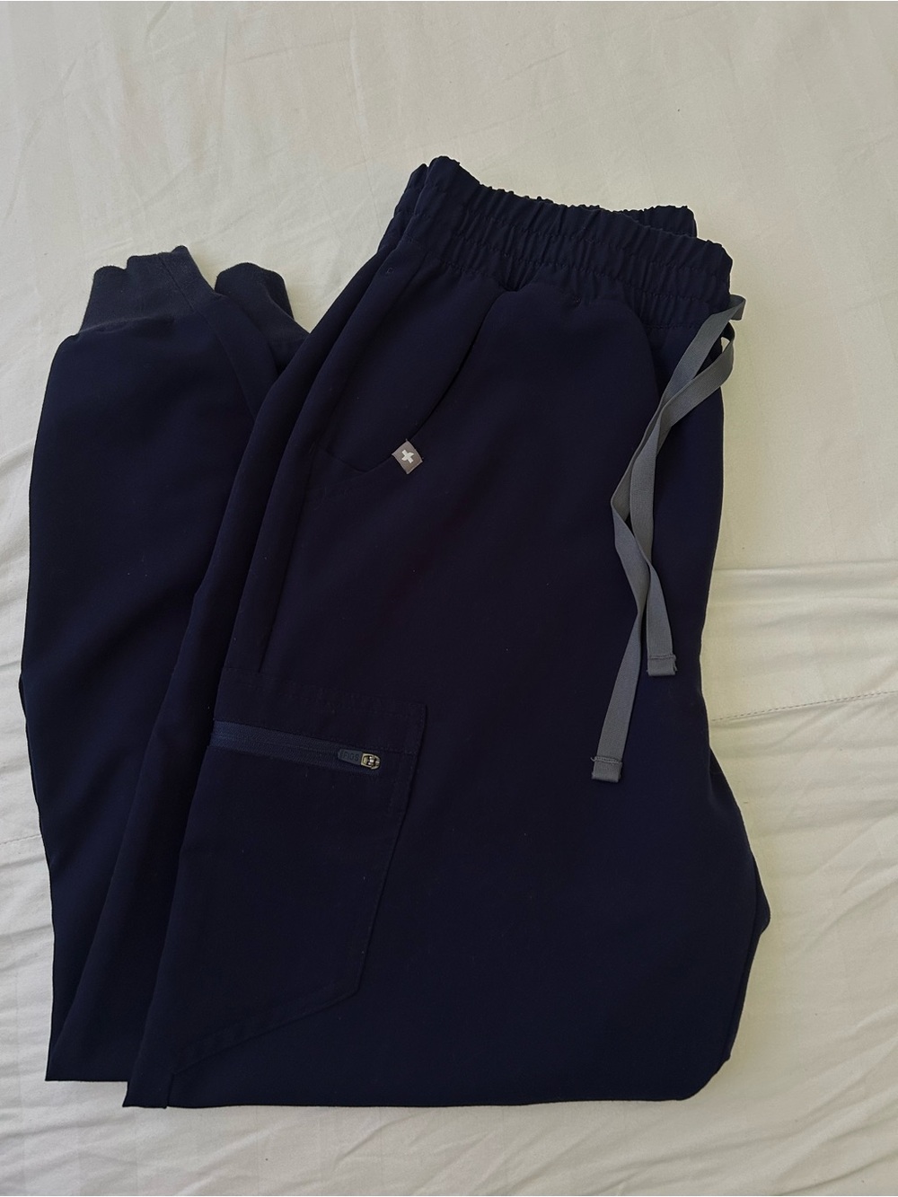 FIGS Zamora high waisted jogger scrub pants